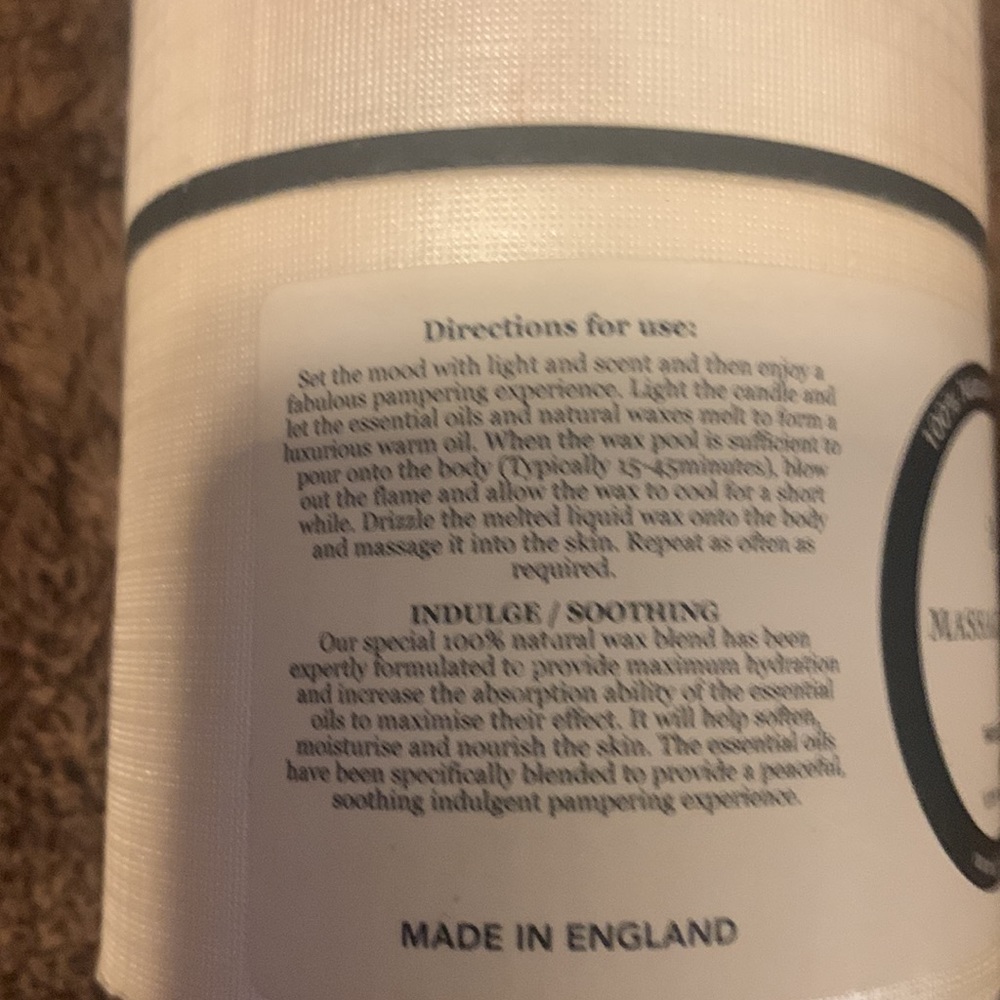 MASSAGE CANDLE - Picture 2 of 3